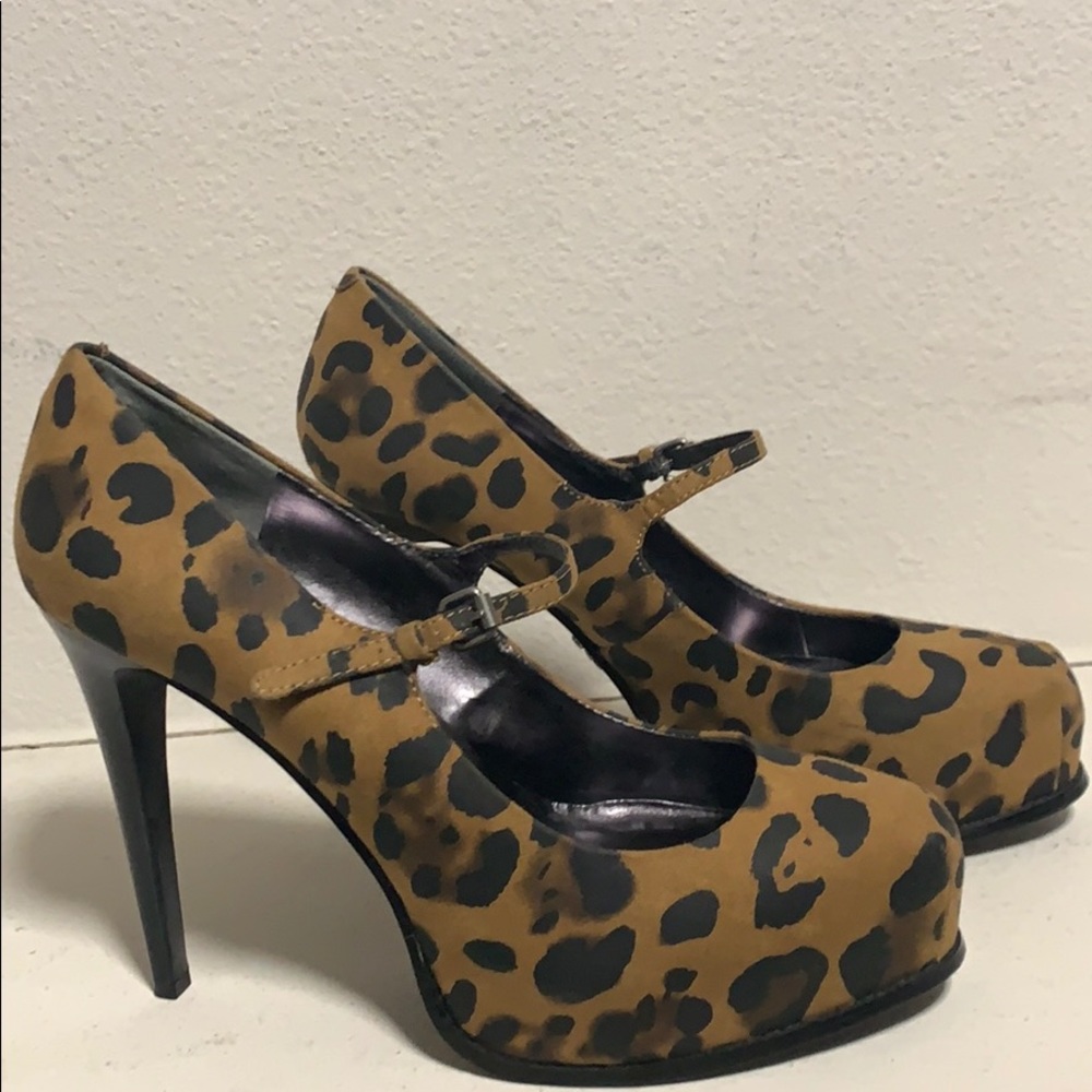 Simply Vera by Vera Wang High heels sz. 10